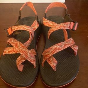 Chacos size 8